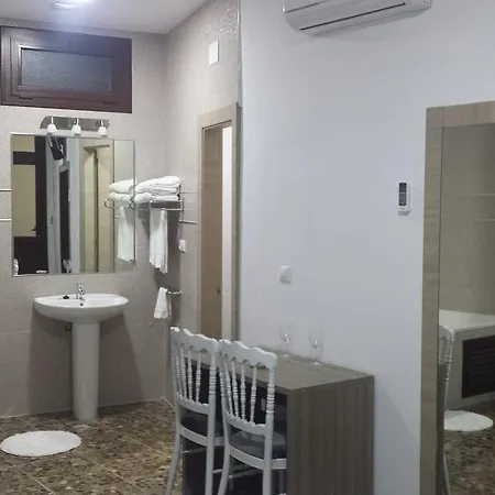 何塞卡洛斯住宿酒店 招待所 2*