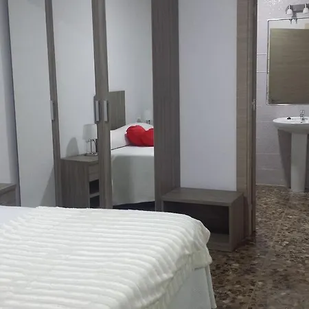 何塞卡洛斯住宿酒店 2* 马拉加